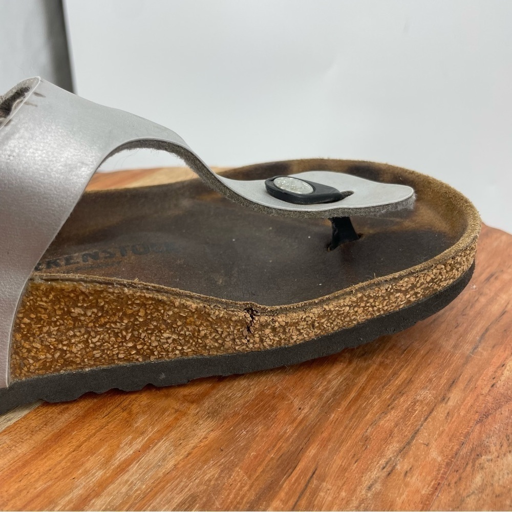 Birkenstock “Gizeh” Silver Metallic Thong Sandals Flats 38 7 - Picture 6 of 8